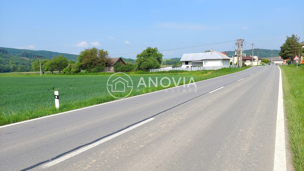 Pozemok na výstavbu bytového/rodinného domu Marhaň