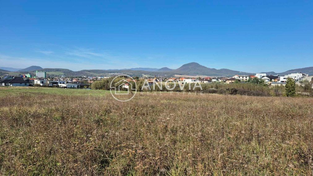 Pozemok pre viacero RD - ĽUBOTICE!!!