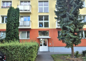 2-izbový byt s balkónom - 17. novembra – okamžité nasťahovanie - fotografia 12