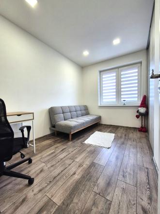 Kompletne zariadená novostavba s dokončeným exteriérom!!! - fotografia 14
